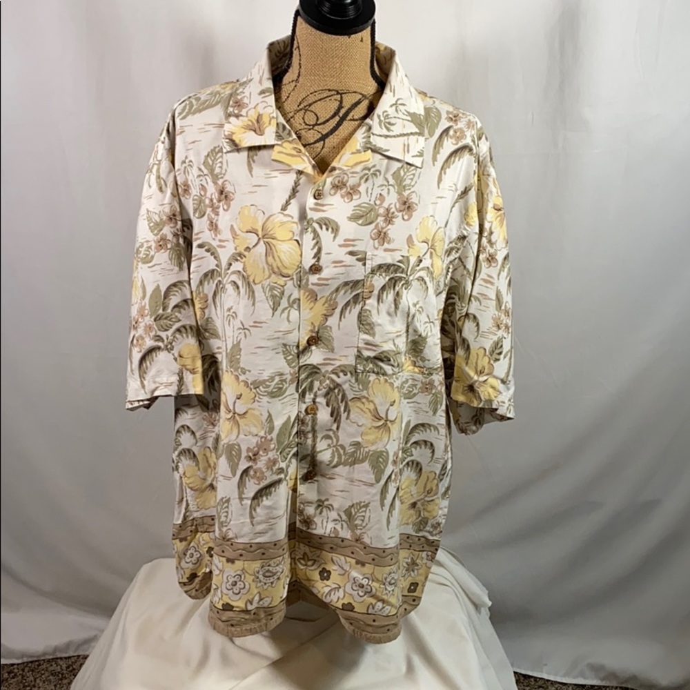 Roundtree & Yorke button up shirt